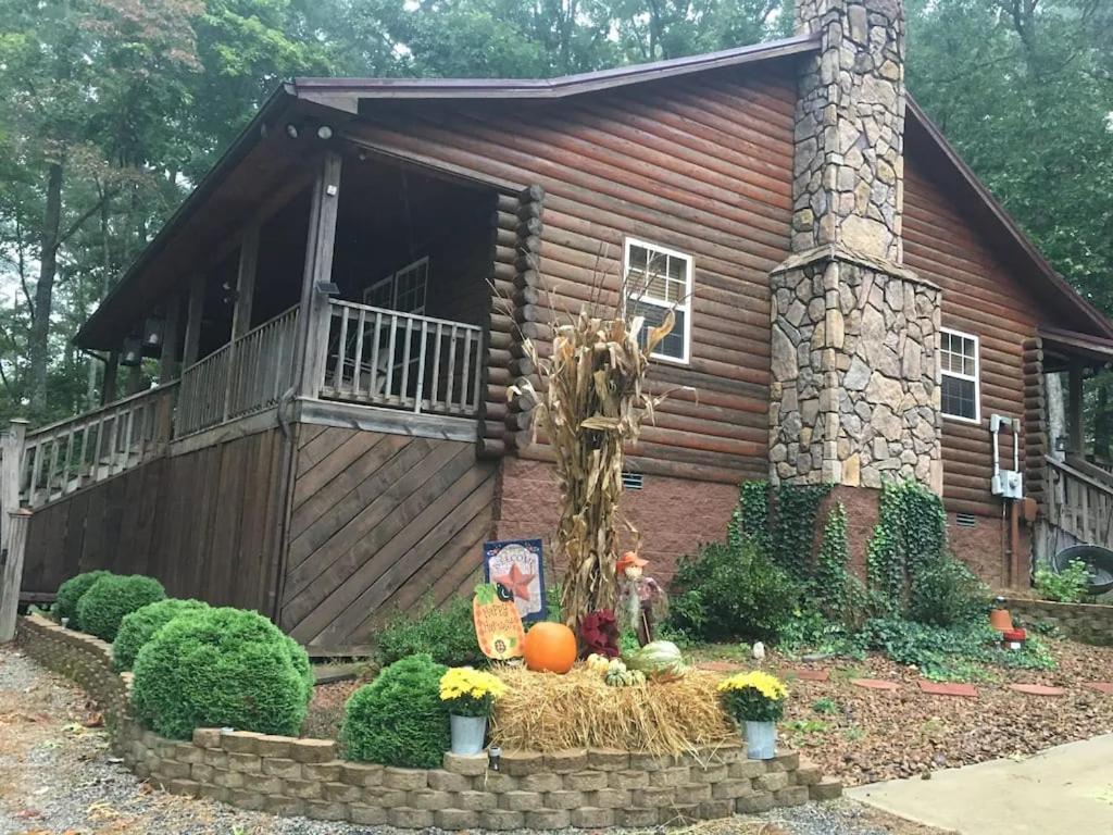 Tn State Parks Open! Hikes, Waterfalls, Firepits! Spencer Екстериор снимка